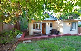 Brantwood Cottage Luxury Accommodation